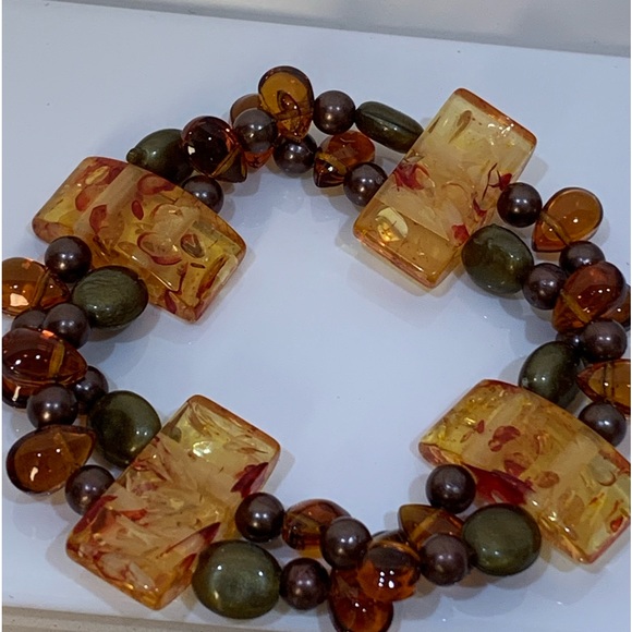 A Stretchable Beaded Bracelet - Brown Orange and Gray - Picture 3 of 4